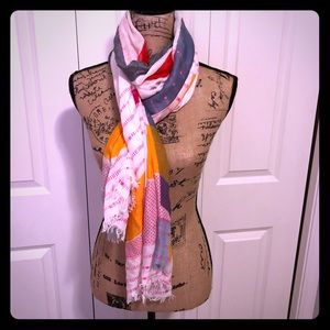 Cabi light weight scarf
